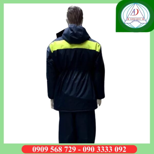 quan-ao-kho-lanh-am-10-do-c