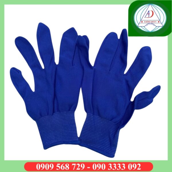 gang-tay-len-bao-ho-khong-phu-mau-xanh