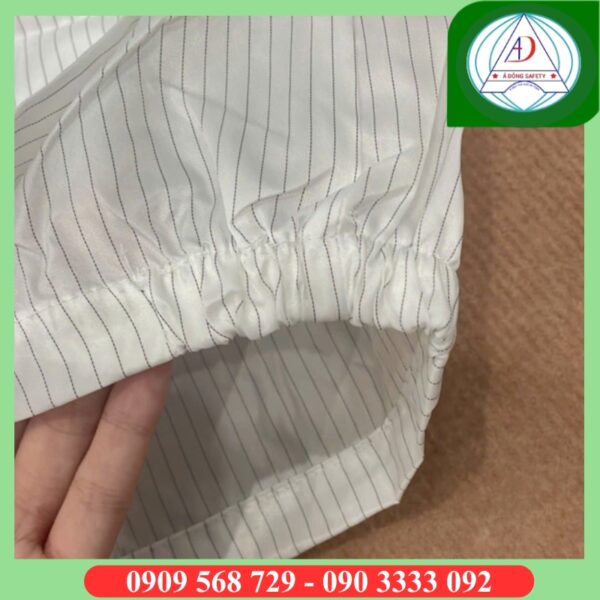 quan-ao-phong-sach-chong-tinh-dien-mau-trang