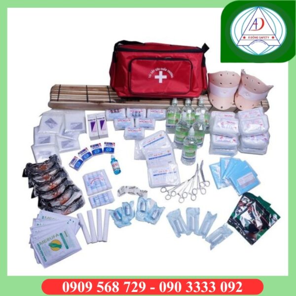 tui-y-te-cuu-thuong-C