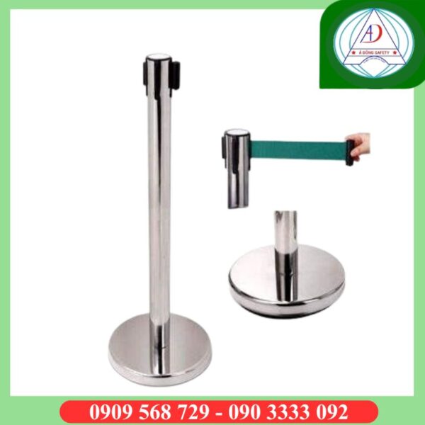 cot-chan-phan-cach-inox