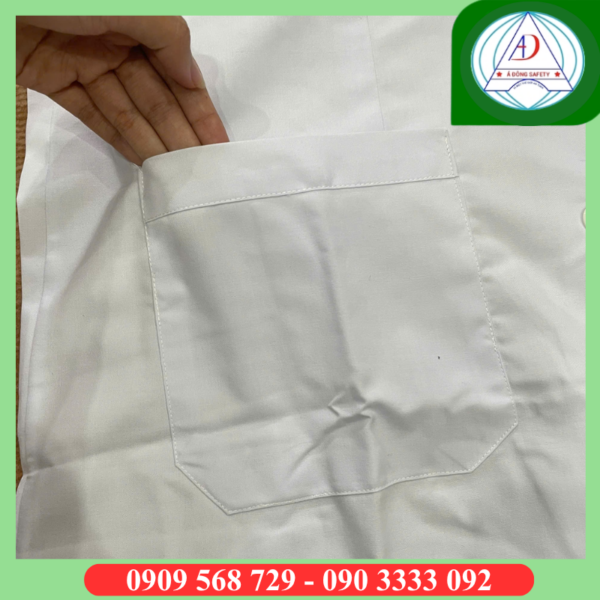 ao-blouse-tay-dai-mau-trang